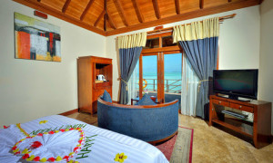 Jacuzzi Water Villa, Olhuveli Beach & Spa Maldives Resort