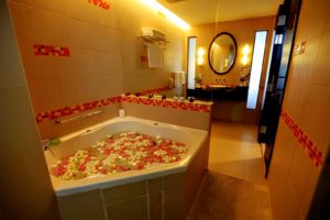 Superior Deluxe Room with Jacuzzi, Hulhule Island Hotel