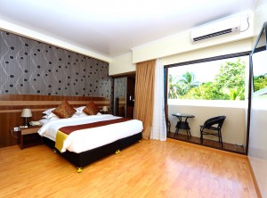 Deluxe Double Room with Balcony & City View -Arena Beach