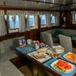 Dining in Dream Voyager